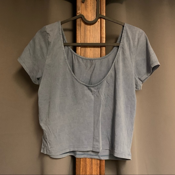 AEO Crop Top - Picture 2 of 3